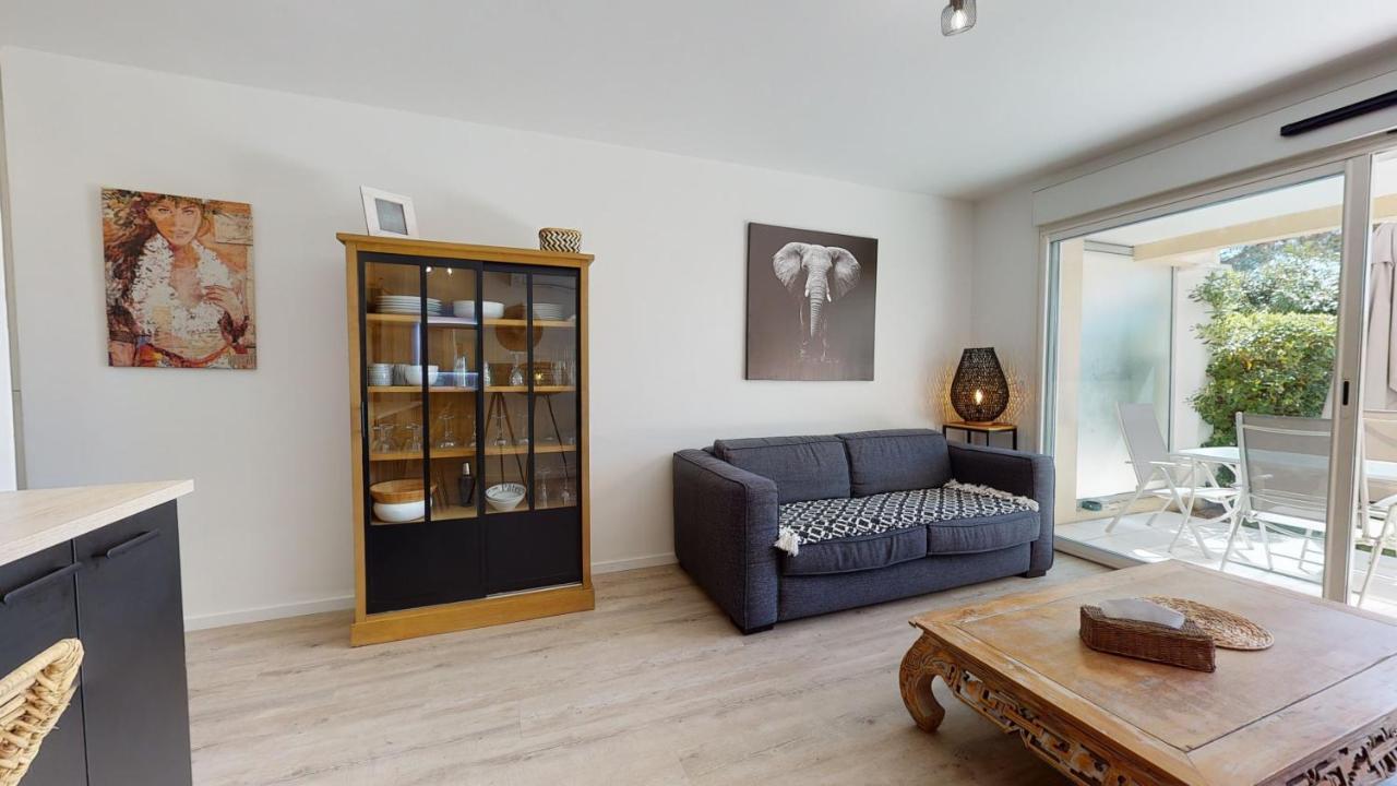 Appartement T2 : Jardin, Piscine, Parking A Sainte-Maxime Buitenkant foto